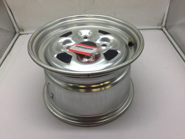 2002 Yamaha Rear wheel - Image 3