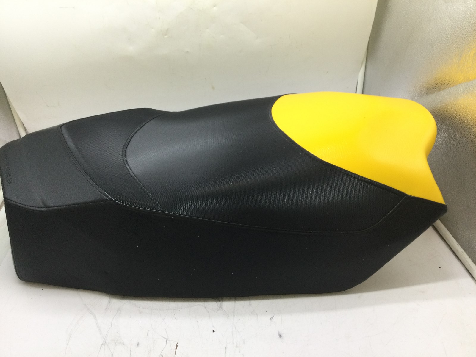 2010 Ski-Doo Seat - Image 3