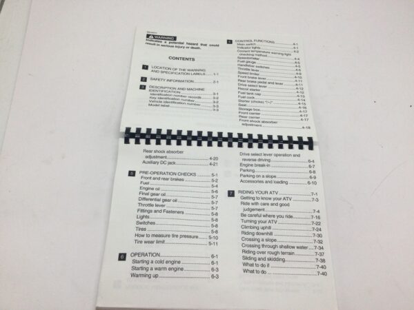 2001 Yamaha Owners Manual - Image 2