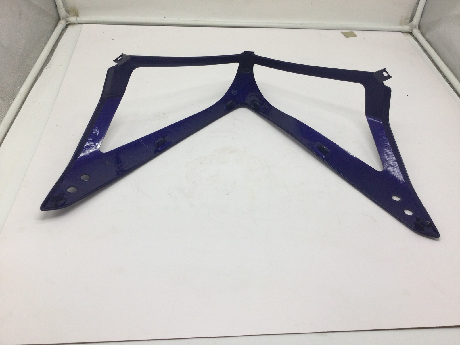 2006 Yamaha head light fairing - Image 4