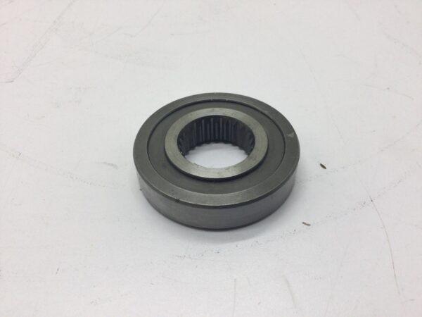 1995 Yamaha Retainer Bearing - Image 5