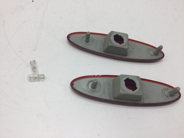 2004 Miscellaneous rear side marker light Coupe - Image 5