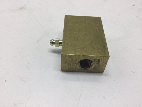 1997 Polaris Hydraulic Junction assembly - Image 5