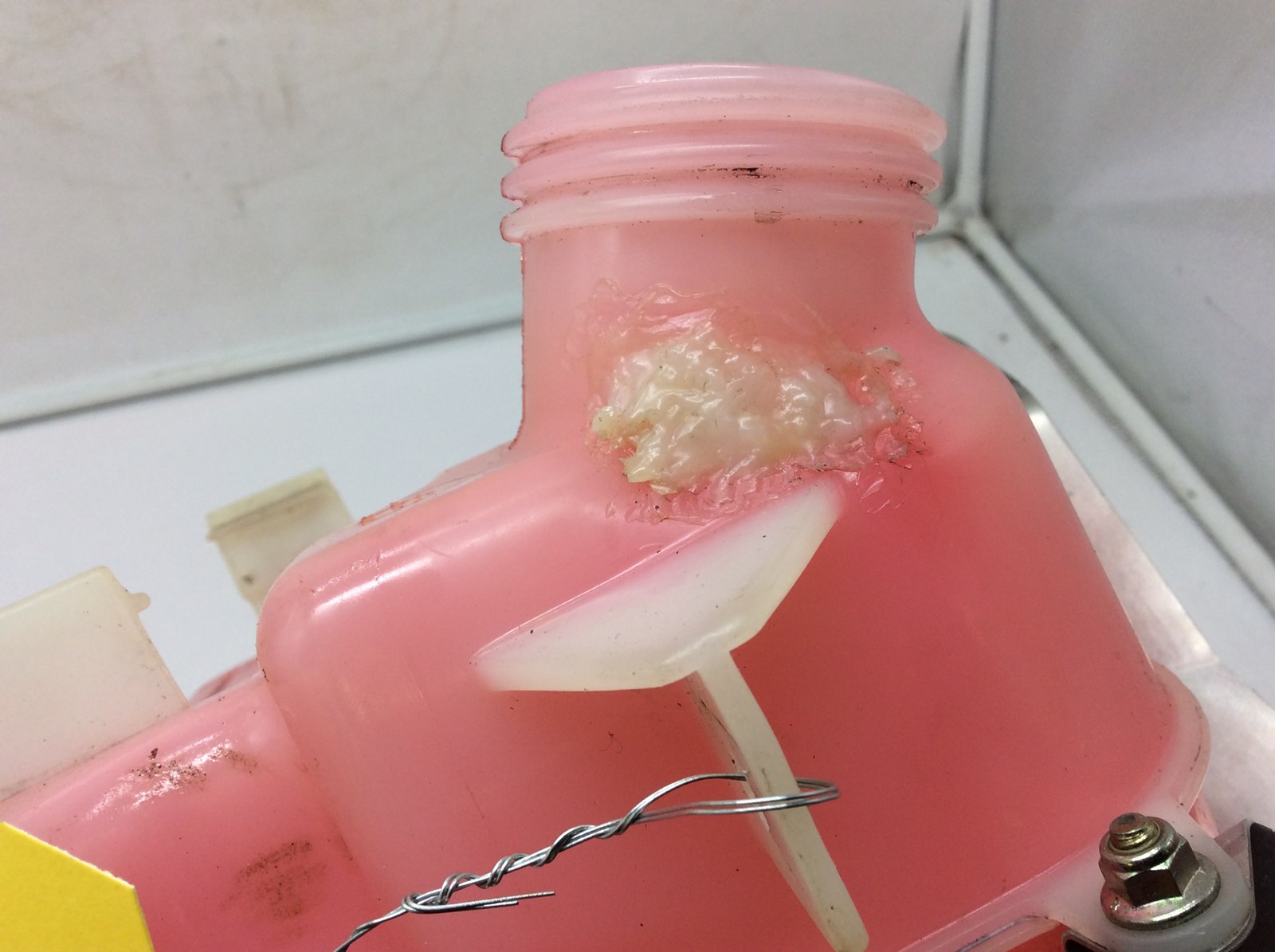 2000 Ski-Doo Tank Oil (see 519000049) - NLA - Image 5