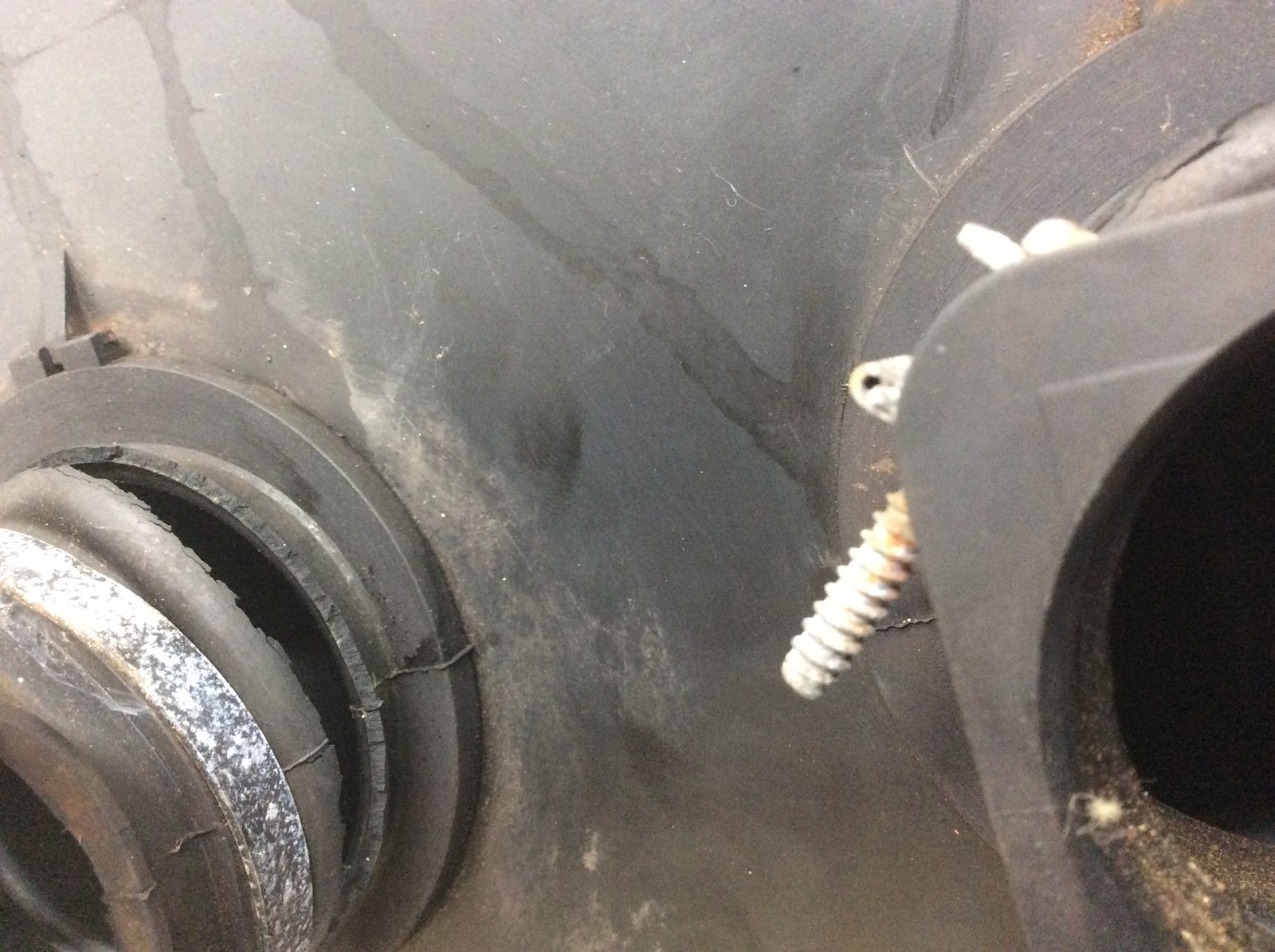 2004 Yamaha airbox - Image 3