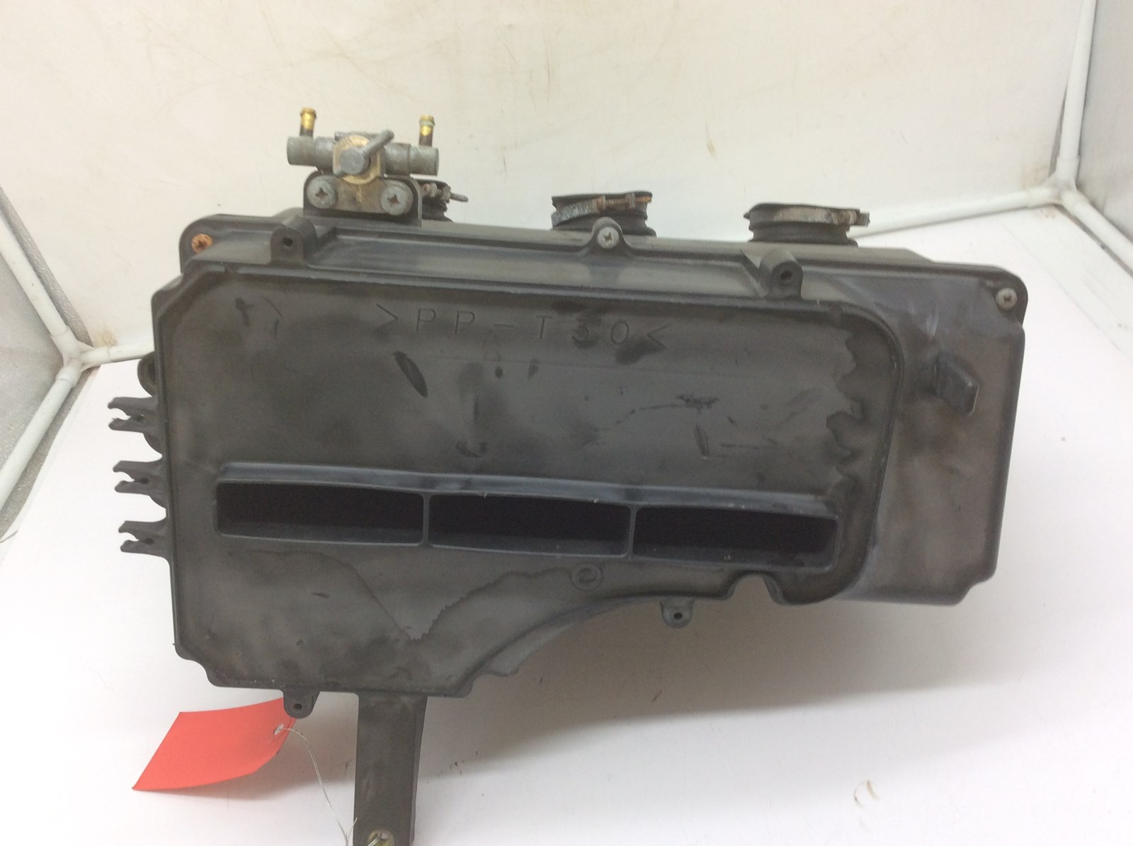 2004 Yamaha airbox - Image 5