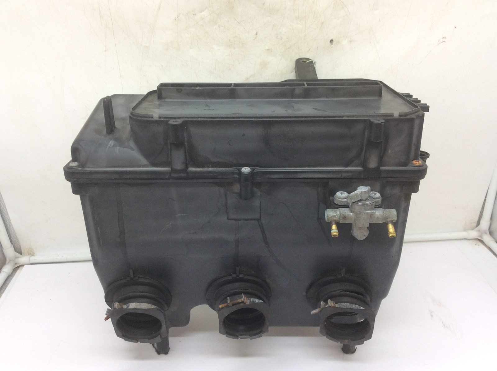 2004 Yamaha airbox