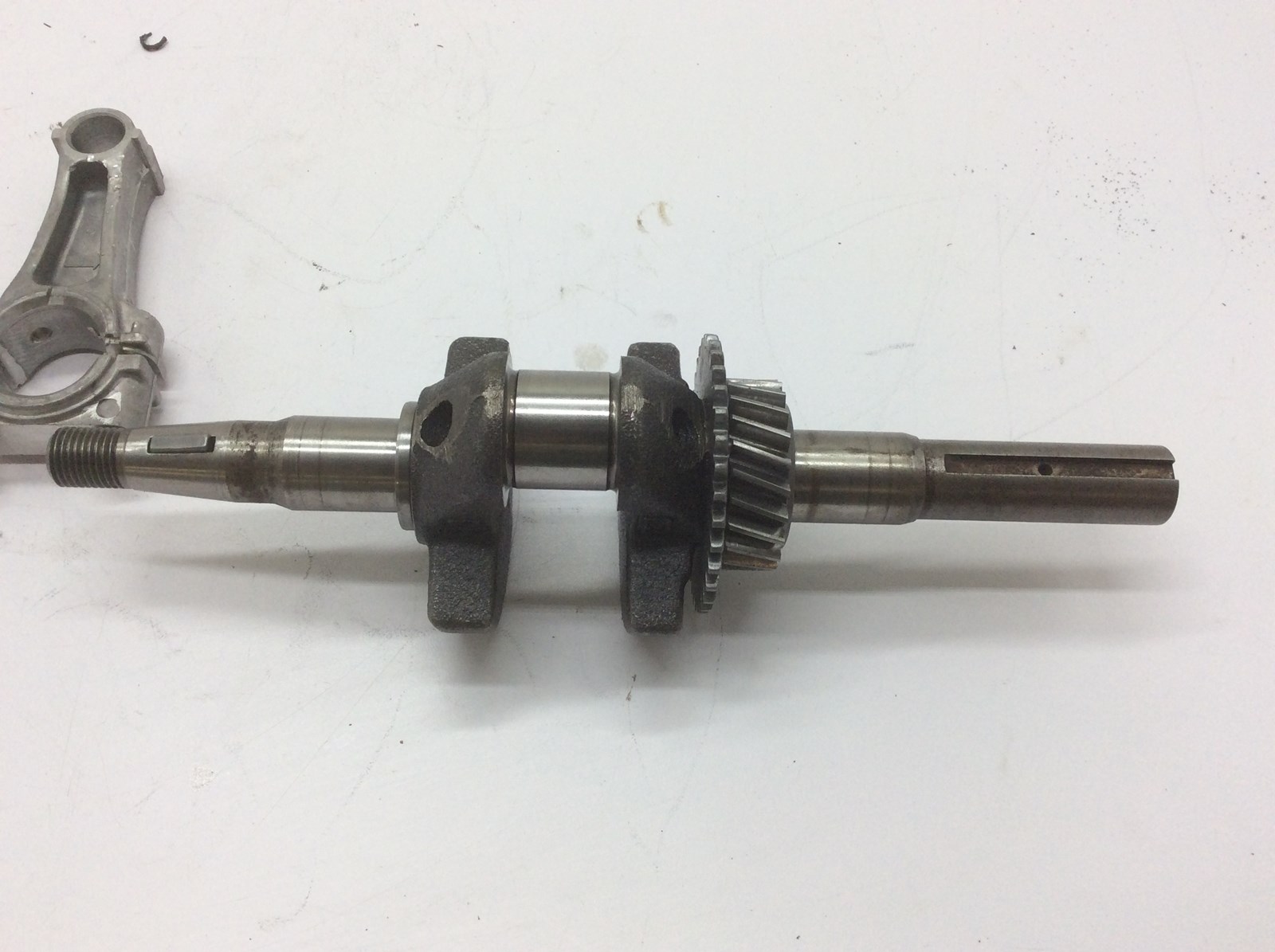 2000 Arctic Cat crankshaft W/ con. rod - Image 2