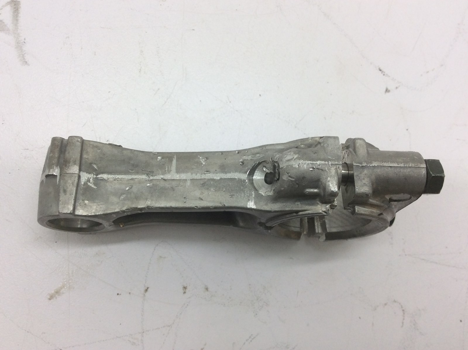 2000 Arctic Cat crankshaft W/ con. rod - Image 4