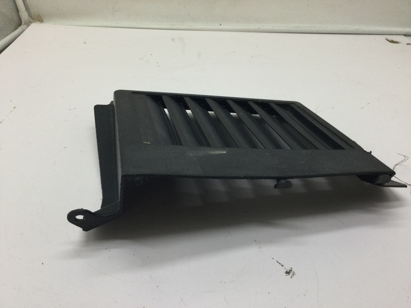 1993 Yamaha LH Vent Panel SEE COMMENTS - Image 3