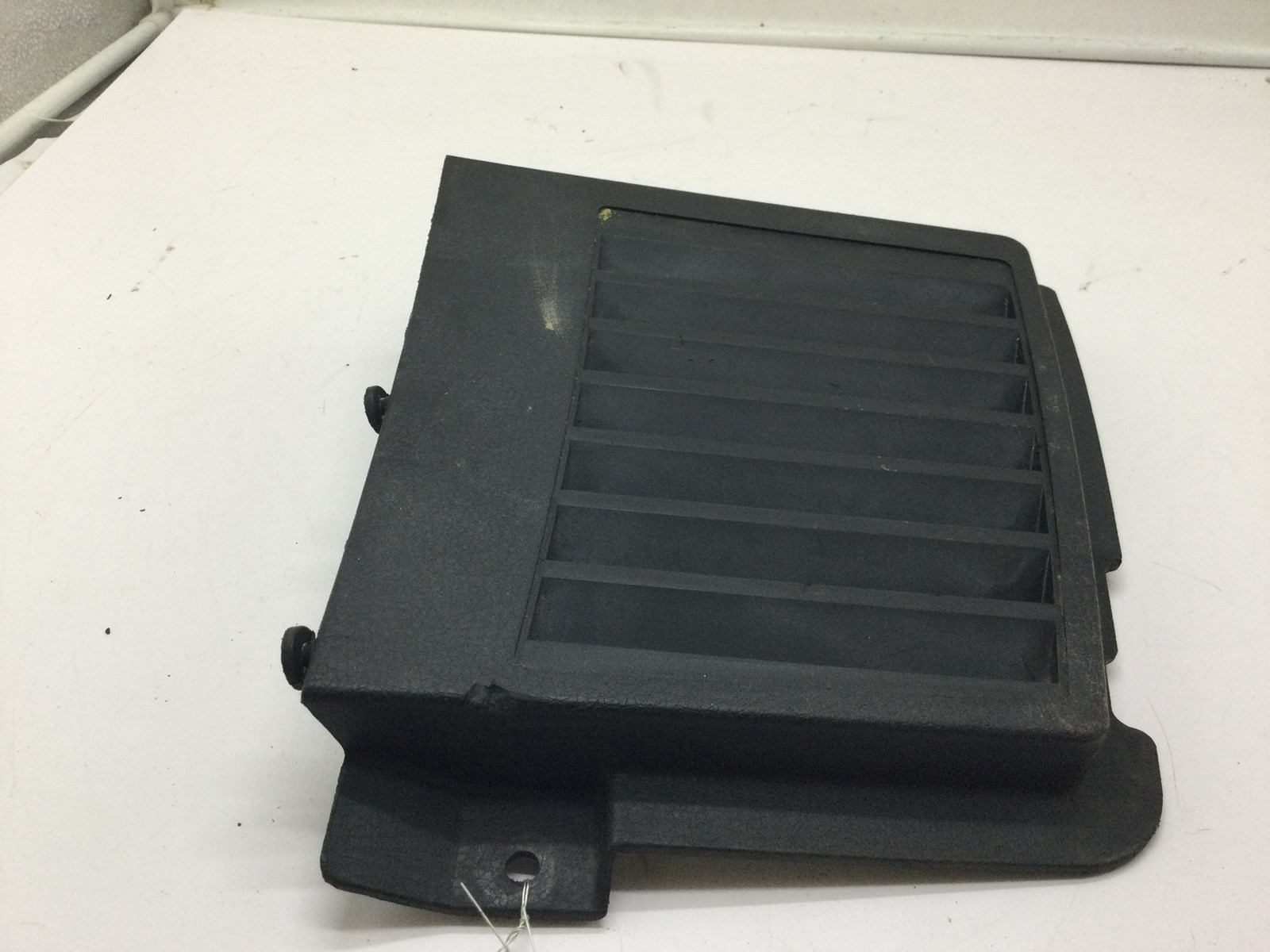 1993 Yamaha LH Vent Panel SEE COMMENTS - Image 4