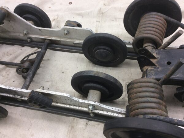 2003 Ski-Doo 151" suspension - Image 4