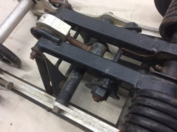 1997 Ski-Doo suspension - Image 5