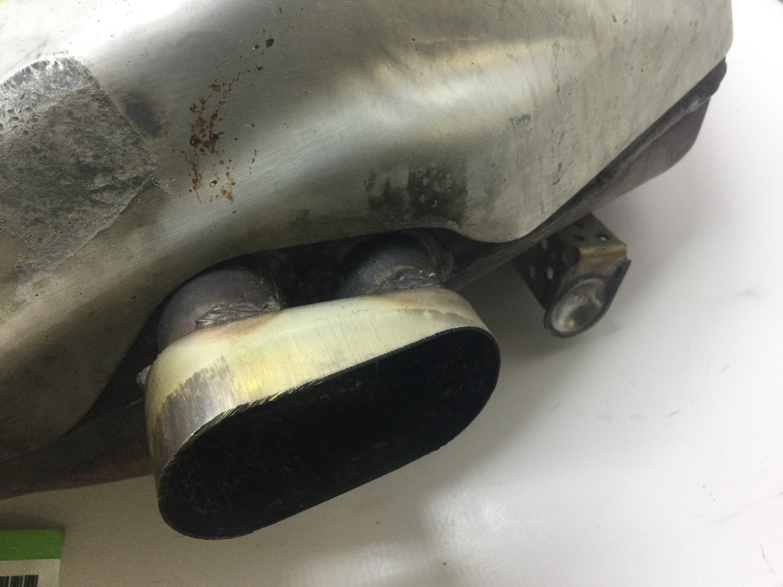 2011 Arctic Cat Resonator - Image 2