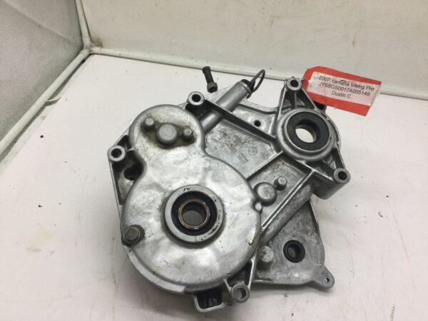 2007 Yamaha chain case - Image 4