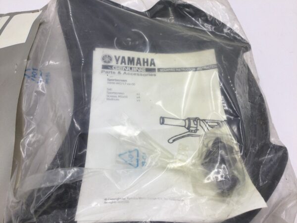2007 Yamaha BW's Scooter Windshield - Image 4