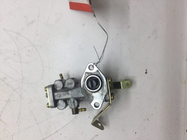 2002 Yamaha OIL PUMP