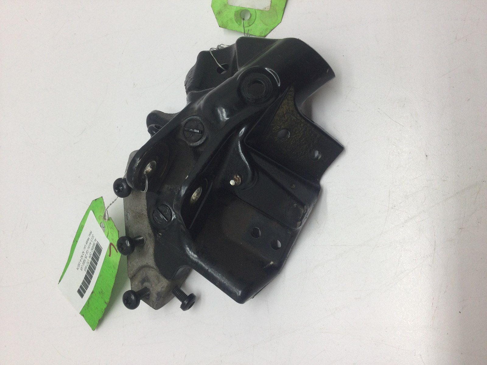 2015 Arctic Cat bracket shock mount - Image 2