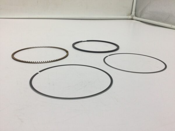2002 Yamaha Piston ring set - Image 5