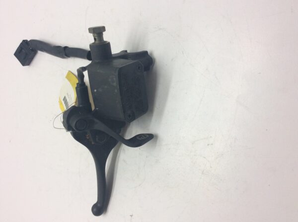 Brake Master Cylinder - Image 2