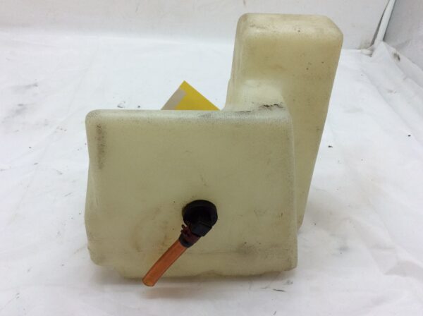 1991 Ski-Doo OIL TANK - Image 4