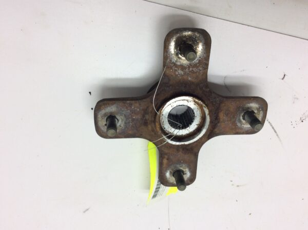 2005 Can-Am front wheel hub (outlander 400)