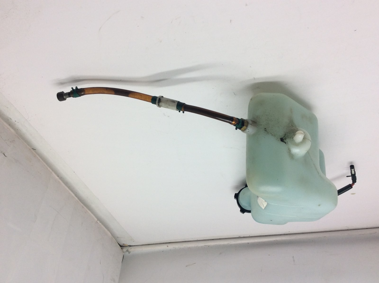 1995 Polaris oil tank - Image 2