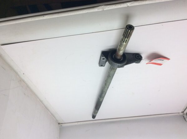 1995 Yamaha secondary shaft/ pn supersedes - Image 3