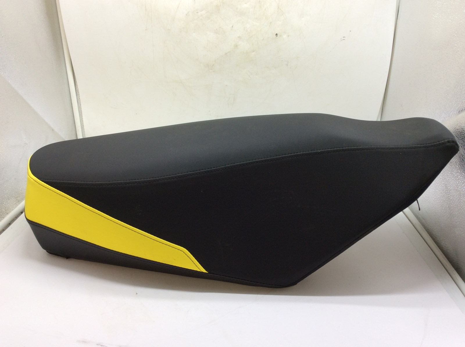 2020 Ski-Doo MXZ 600RS racing seat - Image 3