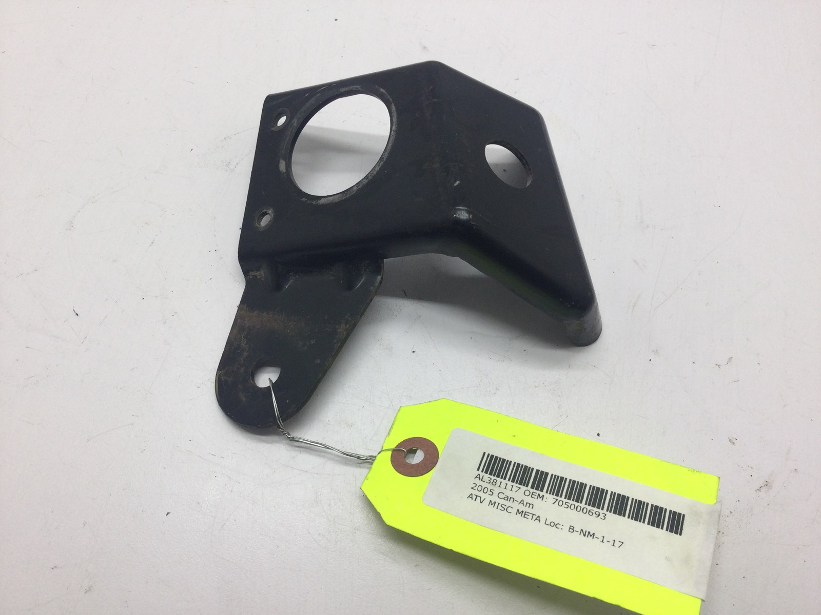 2005 Can-Am Anchor Plate RH - Outlander 400 - Image 3