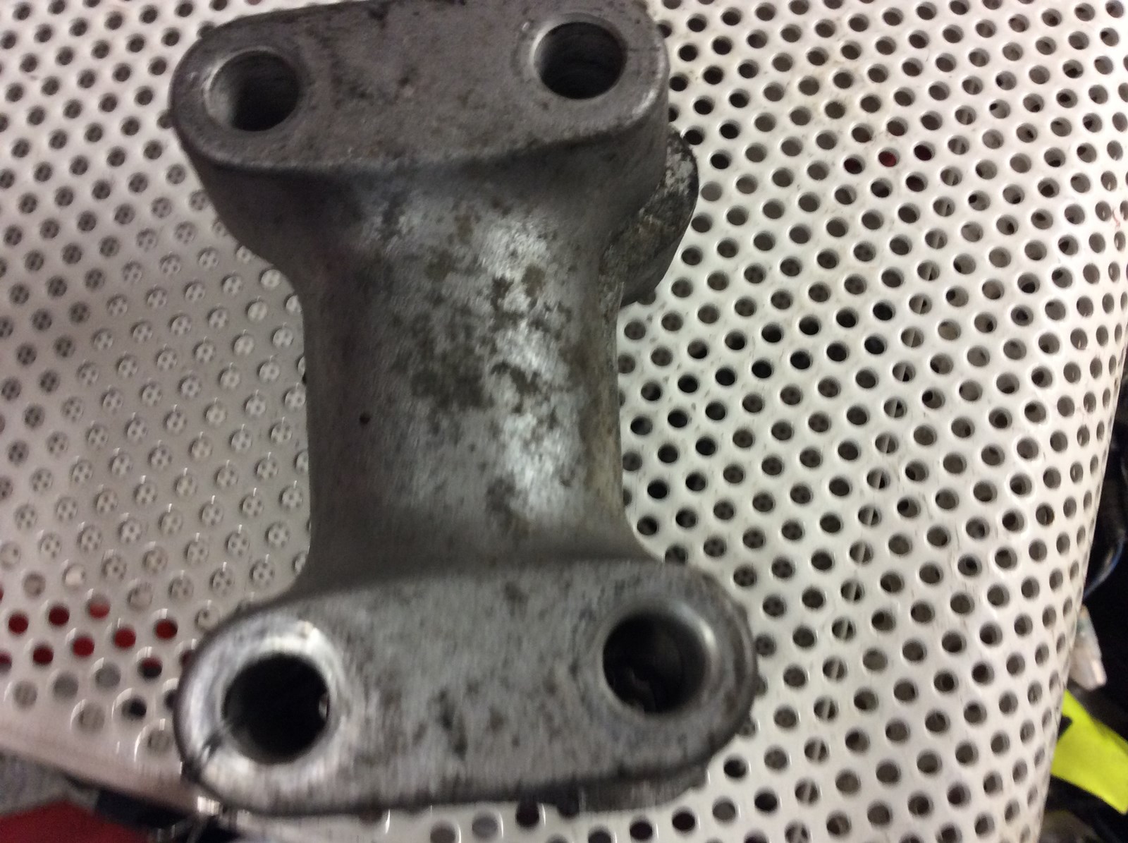 1980 Yamaha Handle Bar Holder / Clamps