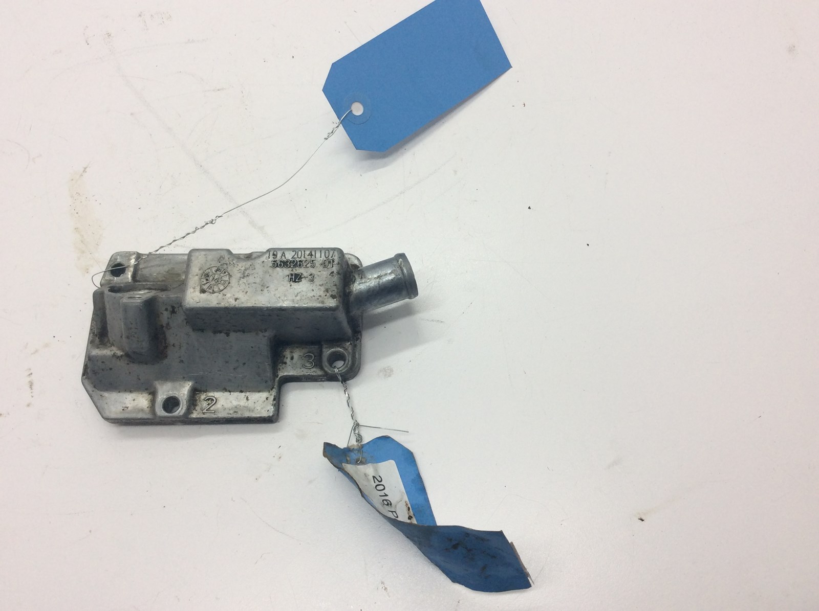 2016 Polaris XP 1000 - Oil Dipstick Cover / Breather - Image 3