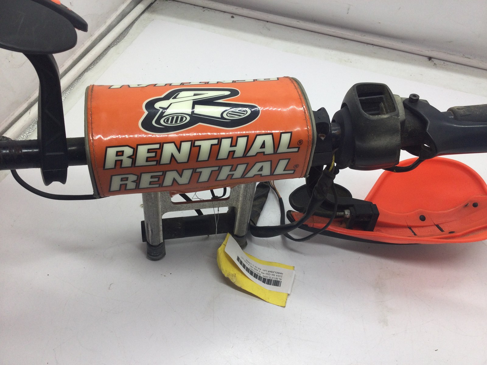 2004 Ski-Doo Handlebar - Image 3