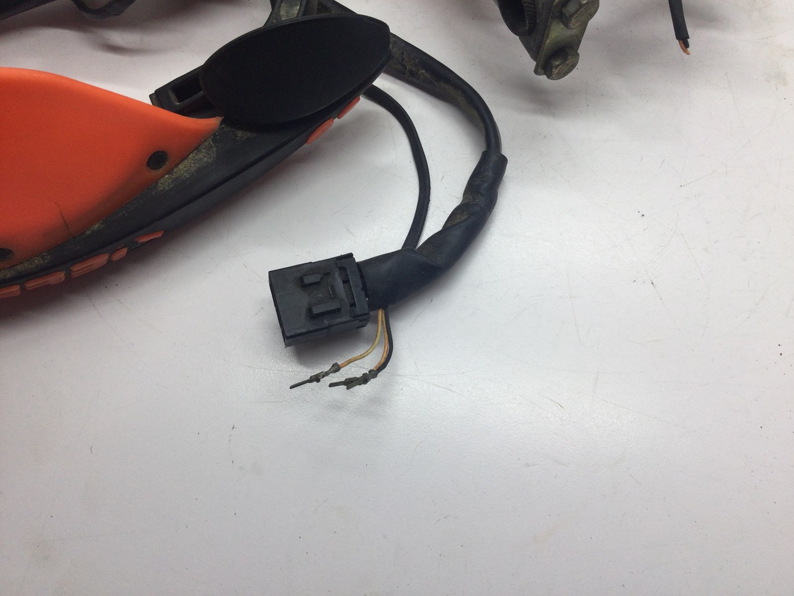 2004 Ski-Doo Handlebar - Image 4