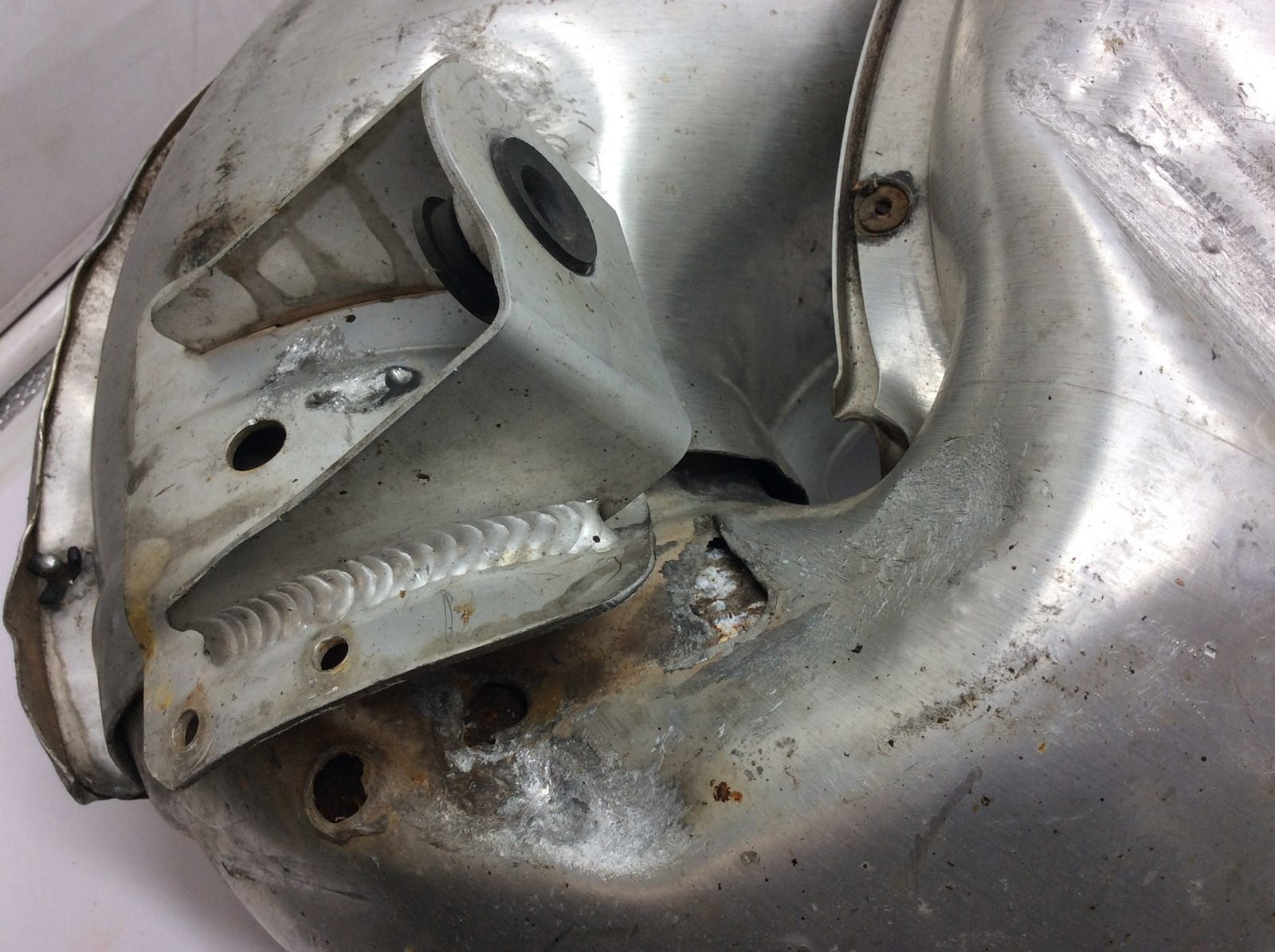 2017 Ski-Doo Expansion Chamber - Image 2