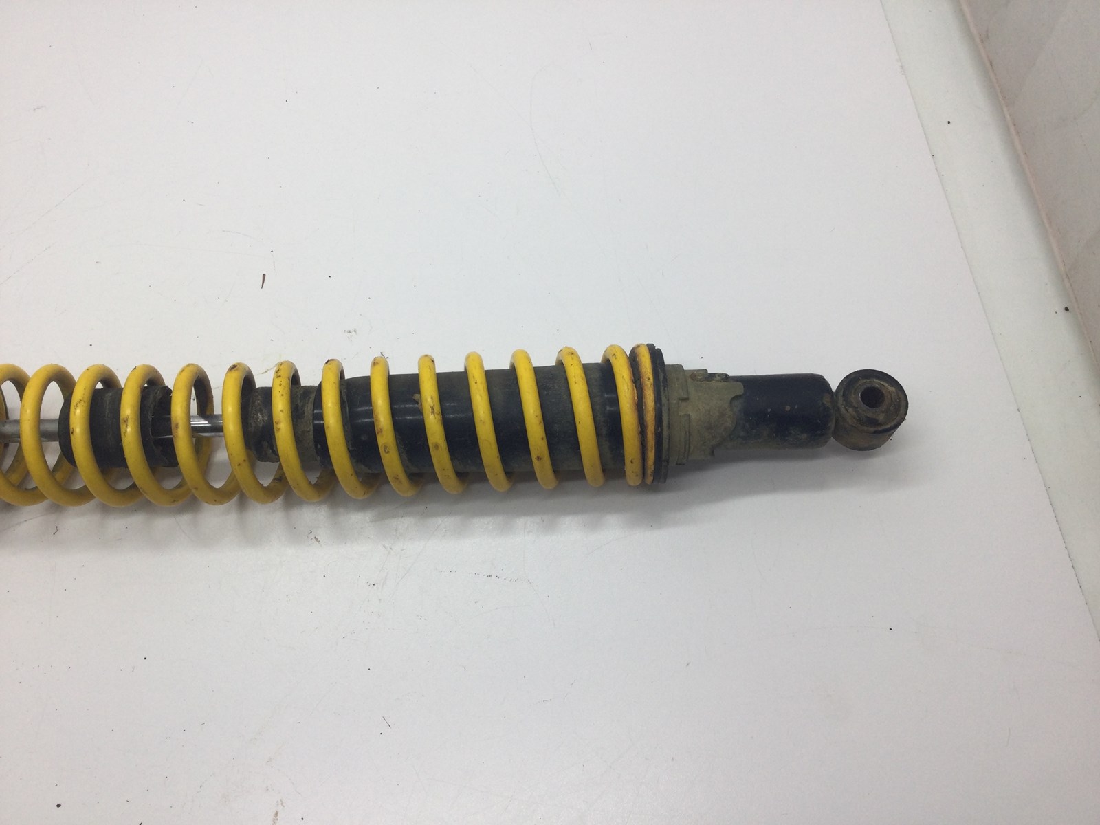 2002 Can-Am Rear Shock - Traxter - Image 3
