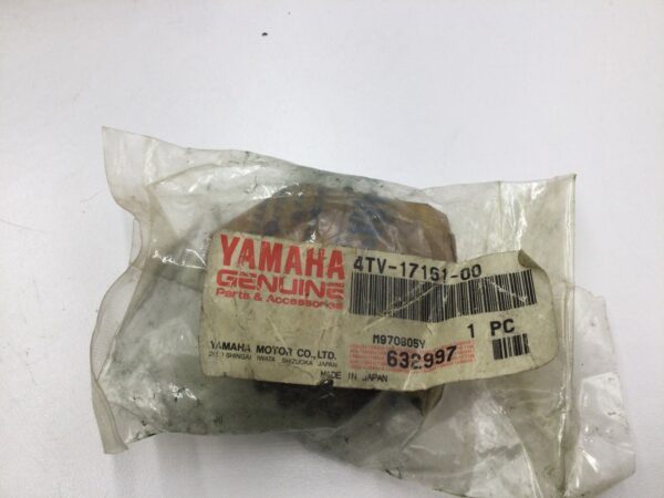 2005 Yamaha YZF600R 6th Pinion Gear
