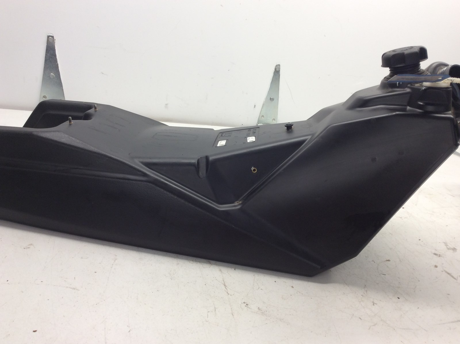 2021 Polaris Gas Tank - Image 3
