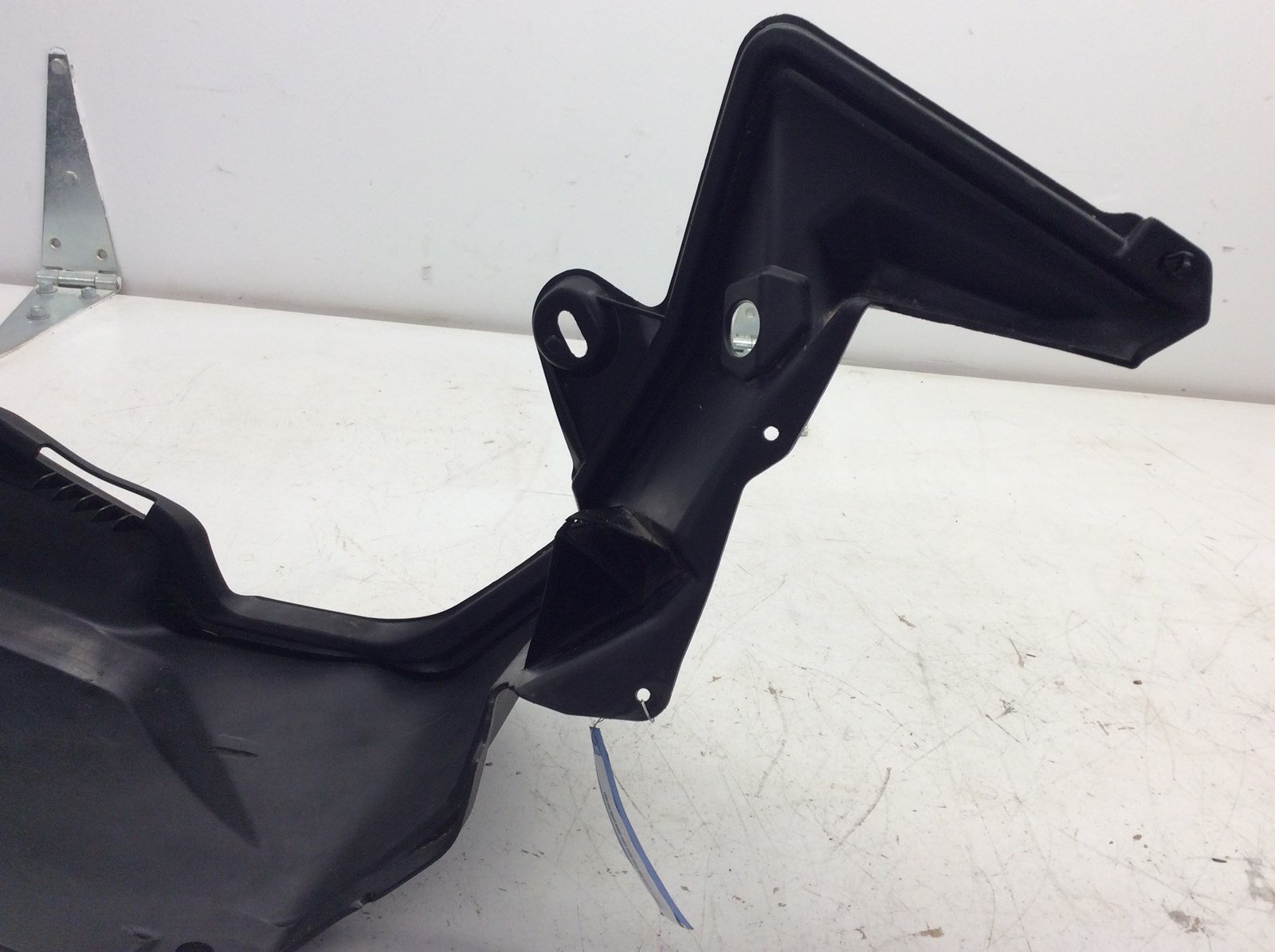 2021 Polaris LH Fender 650 Matryx Indy VR1 - Image 4