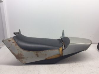 2004 Yamaha Seat