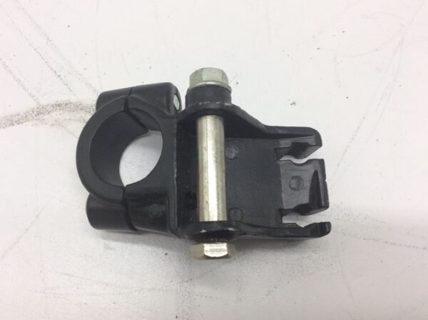 1985 Honda left hand bracket - Image 4