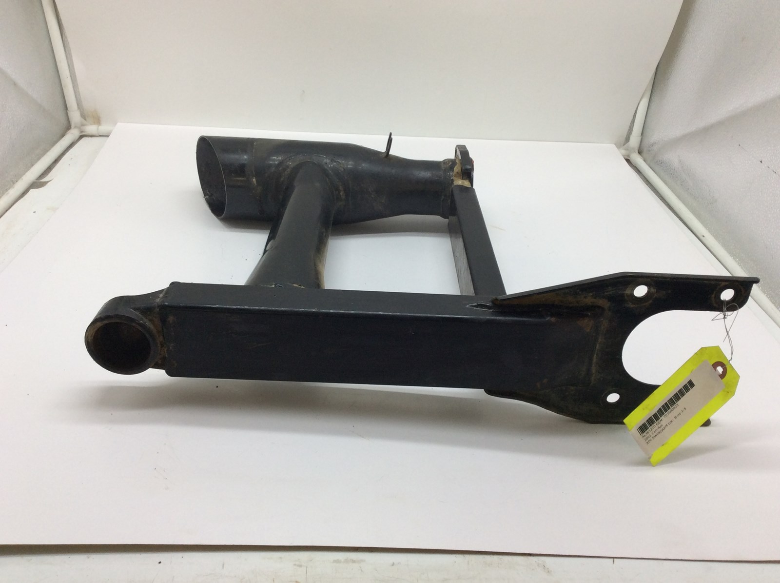 2001 Can-Am Swing arm - Image 2