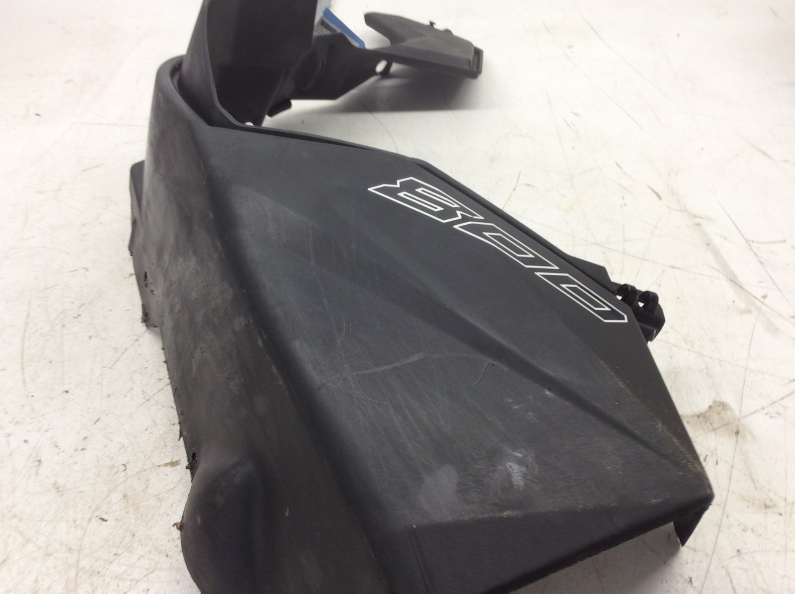 2016 Polaris LH Fender - Image 5