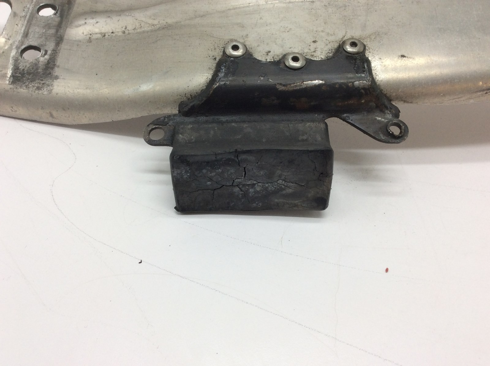 2007 Arctic Cat LH Side Plate - Image 2