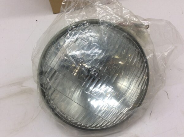 1975 Kawasaki H1, headlight - Image 2