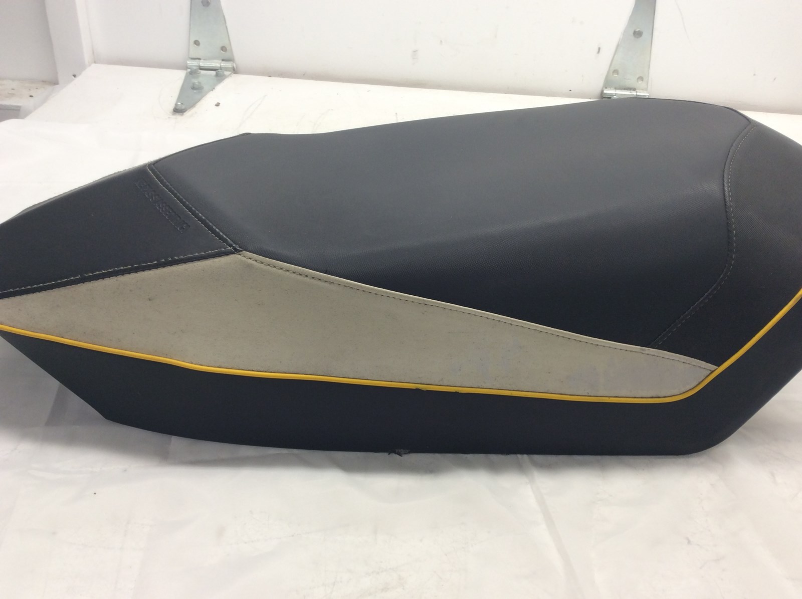 2009 Ski-Doo Seat - Image 2