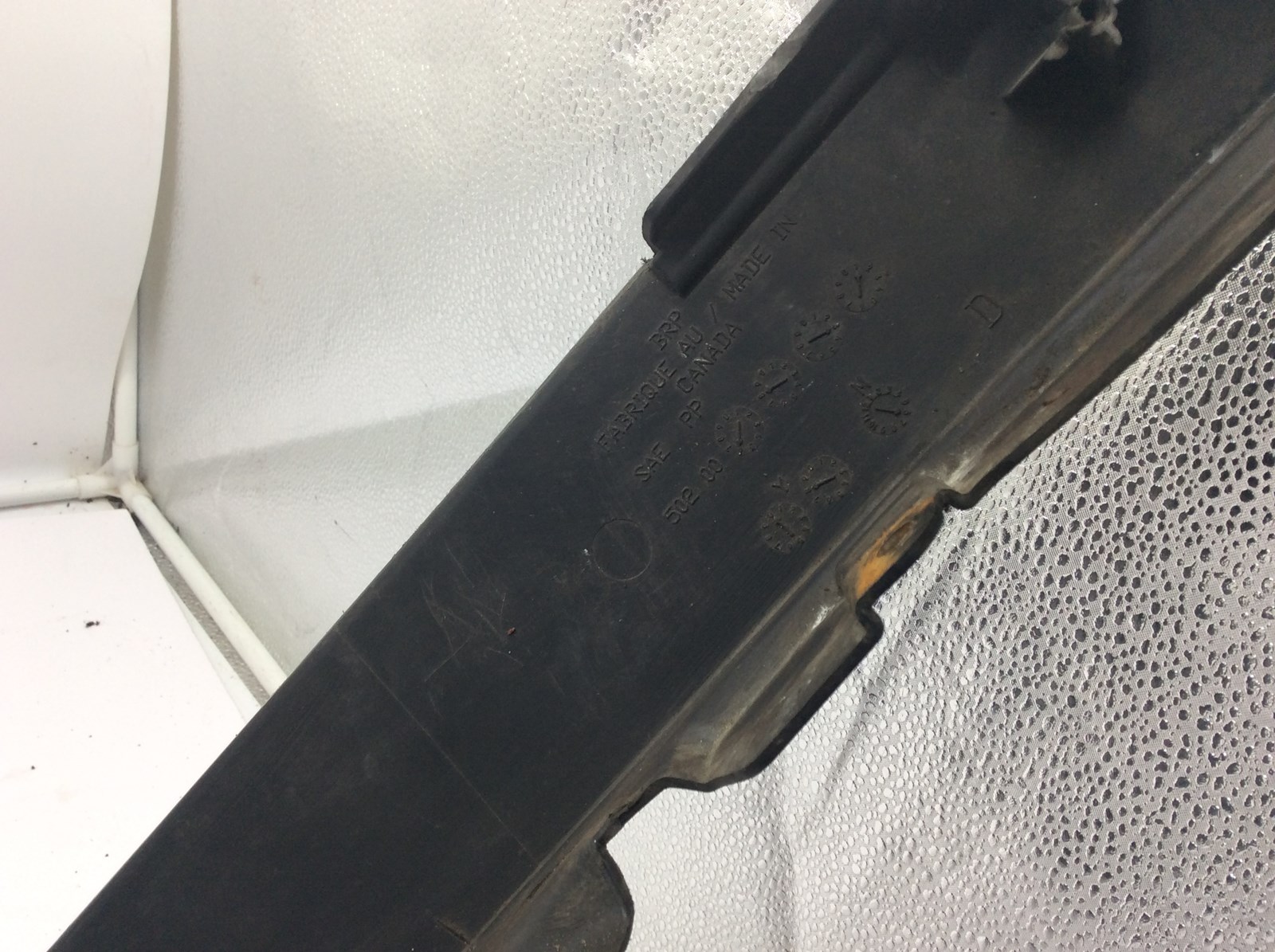 2008 Ski-Doo RIGHT HAND MOULDING PANEL - BLACK - Image 5