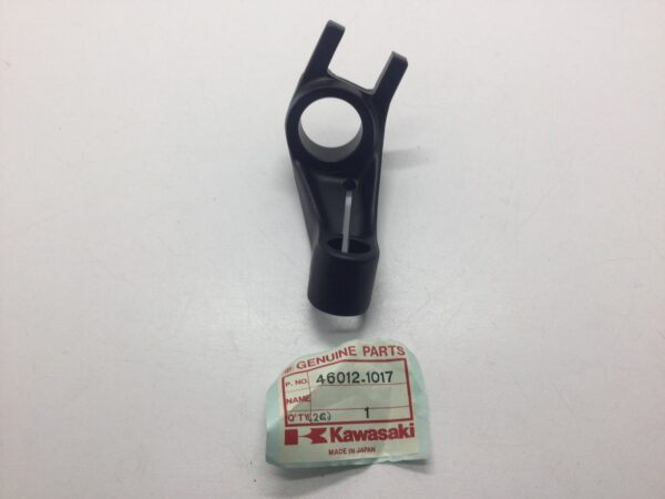 1982 Kawasaki Left Holder Handle - Image 2