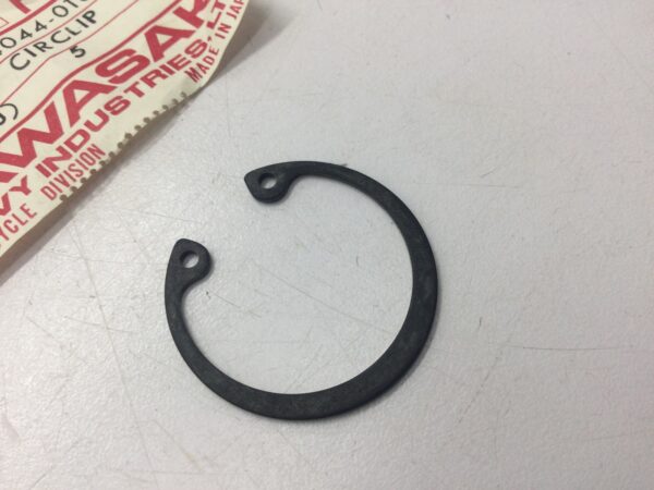 1974 Kawasaki Circlip - Image 3
