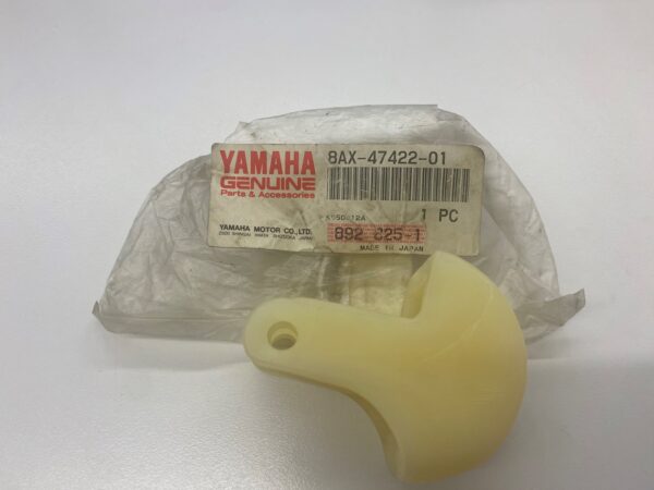 1995 Yamaha Suspension Rail End Cap/ Slide Runner End - Image 4